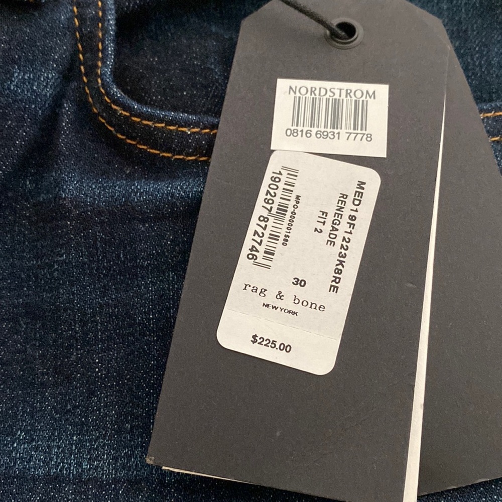 New men jeans with tag